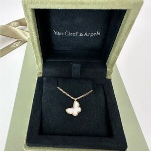 Van Cleef & Arpels Sweet Butterflies Pendant